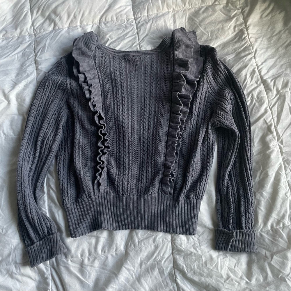H&M Gray Ruffle V-Neck Button Cardigan - Picture 4 of 8
